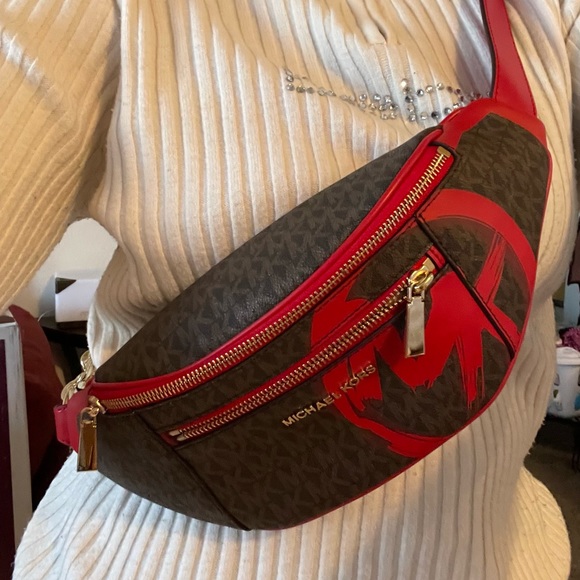 Michael Kors Crossbody Fanny Pack - Picture 9 of 10